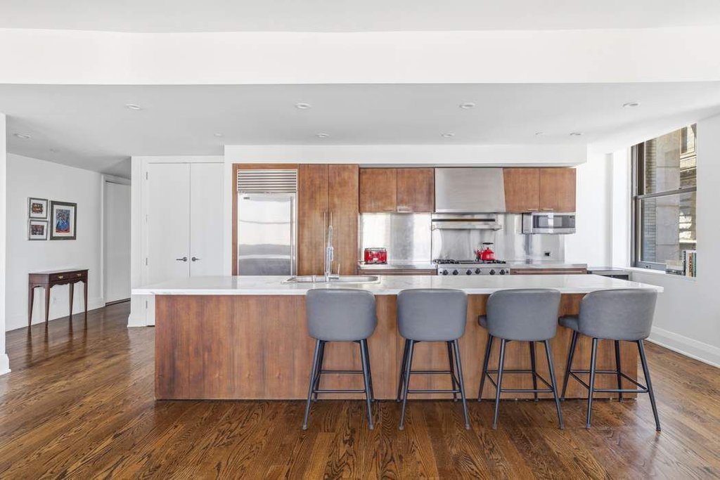 150 Nassau Street, Unit 15B photo 4