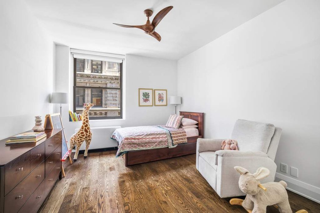 150 Nassau Street, Unit 15B photo 9