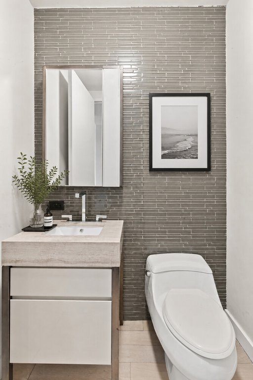 75 Wall Street, Unit 33E photo 4