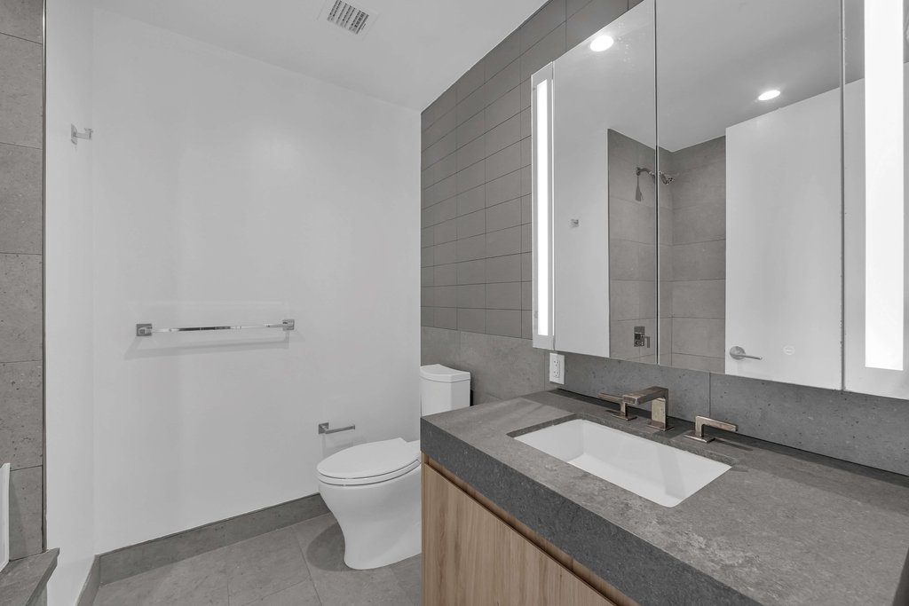 42-02 Crescent Street, Unit 12C photo 8
