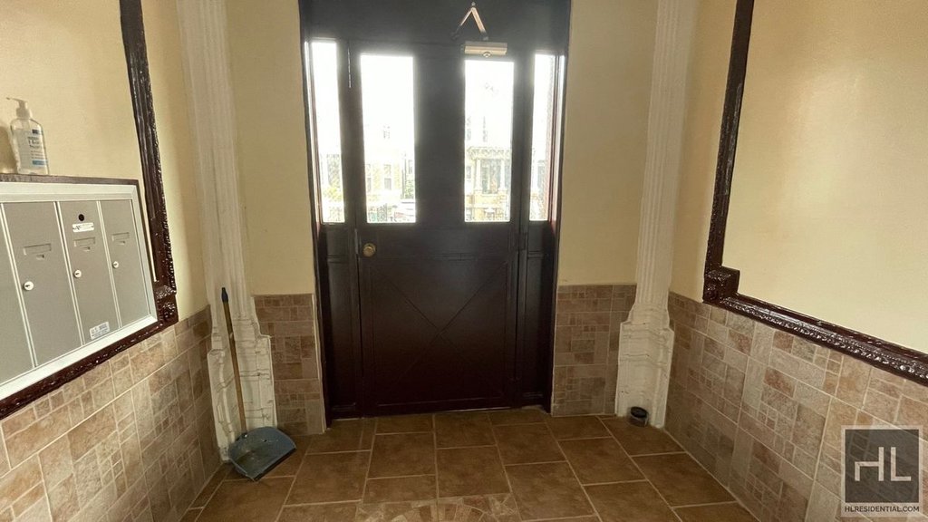 2311 Newkirk Avenue, Unit 1 photo 18