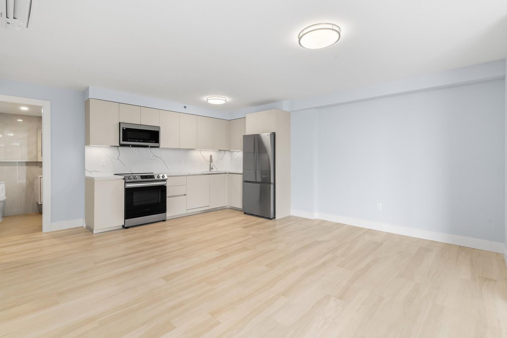 733 Ocean Parkway, Unit 7C photo 3
