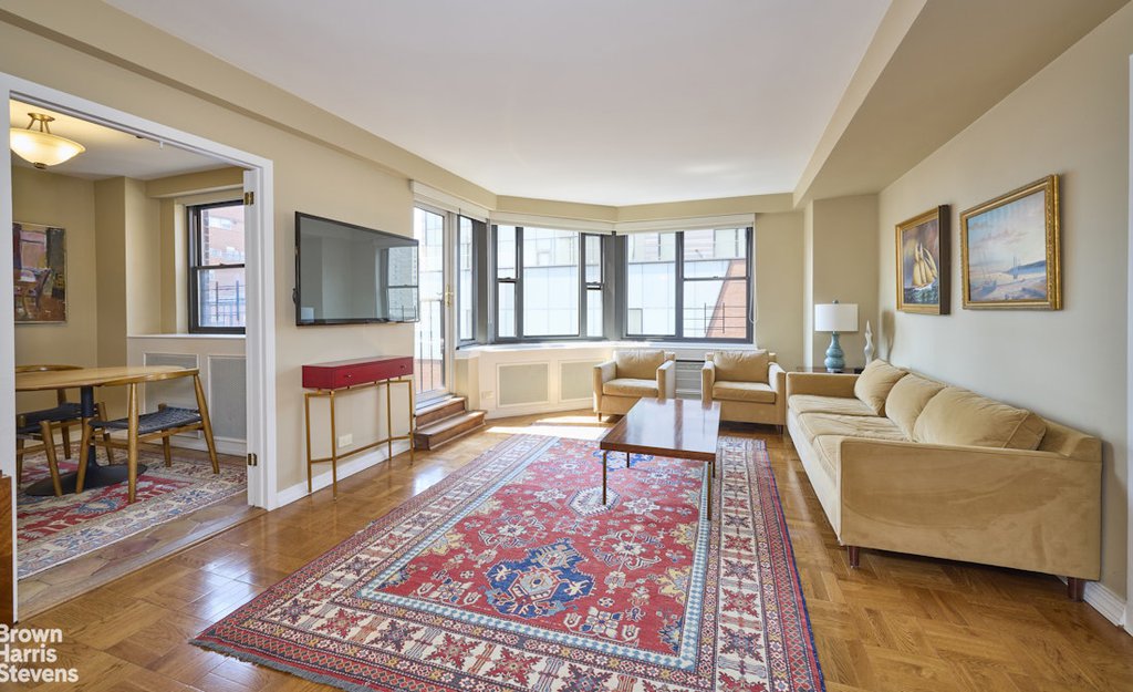 80 East End Avenue, Unit 17E photo 2