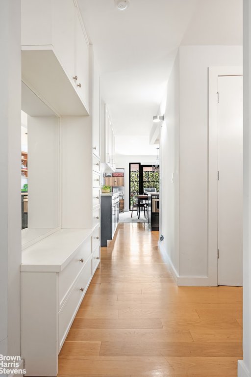 1325 Avenue Nouvelle, Unit 2K photo 9