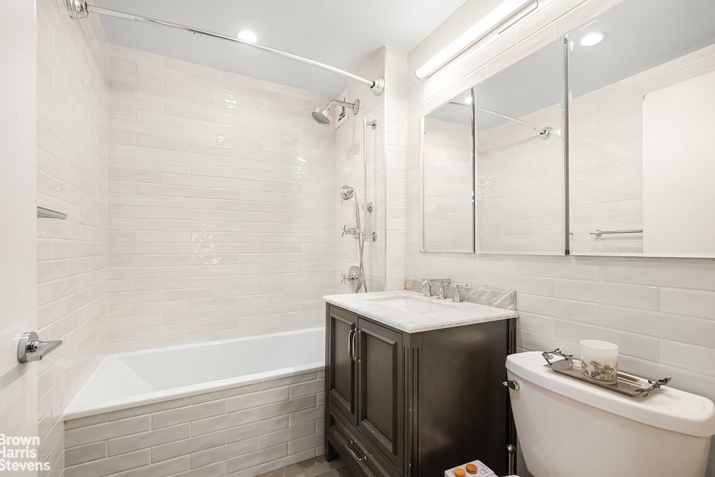 1325 Avenue Nouvelle, Unit 2K photo 12