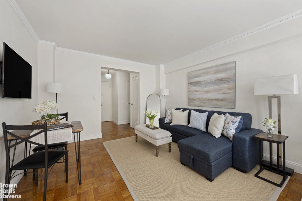 333 East 75th Street, Unit 8D photo 3
