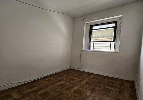 21-15 33rd Street, Unit 2C photo 3