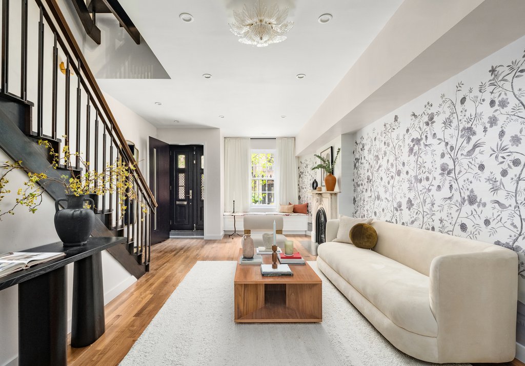 43 West 12th Street – For Rent photo 3