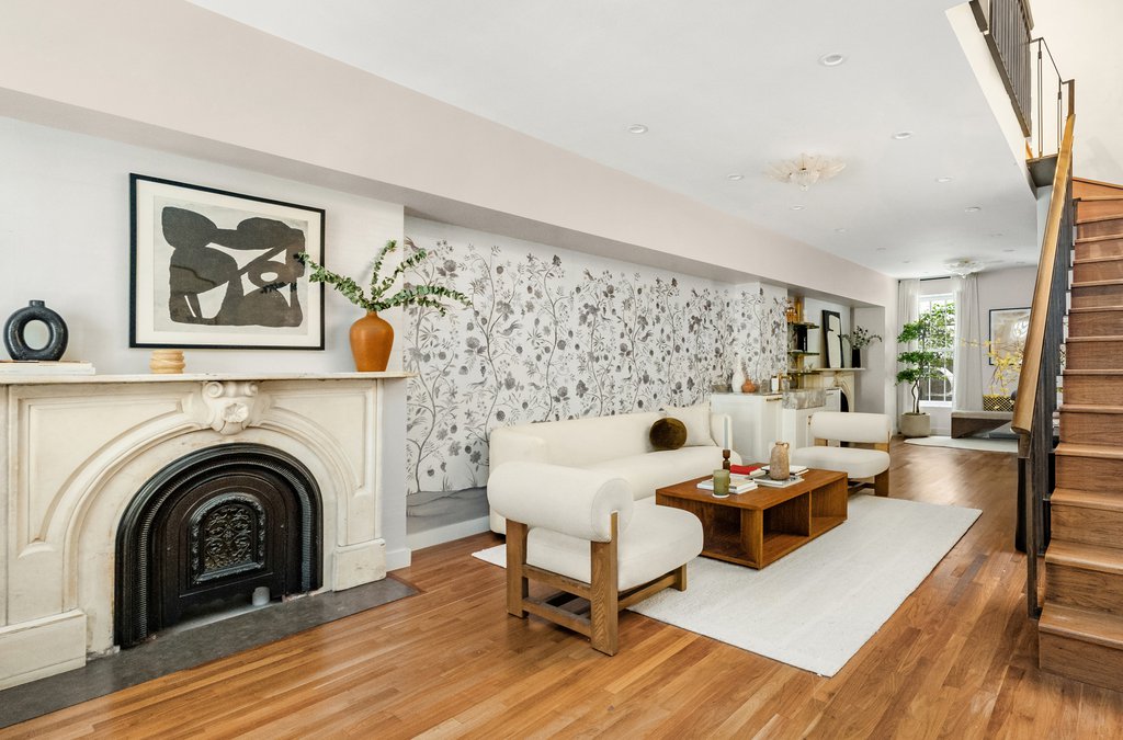 43 West 12th Street – For Rent photo 5