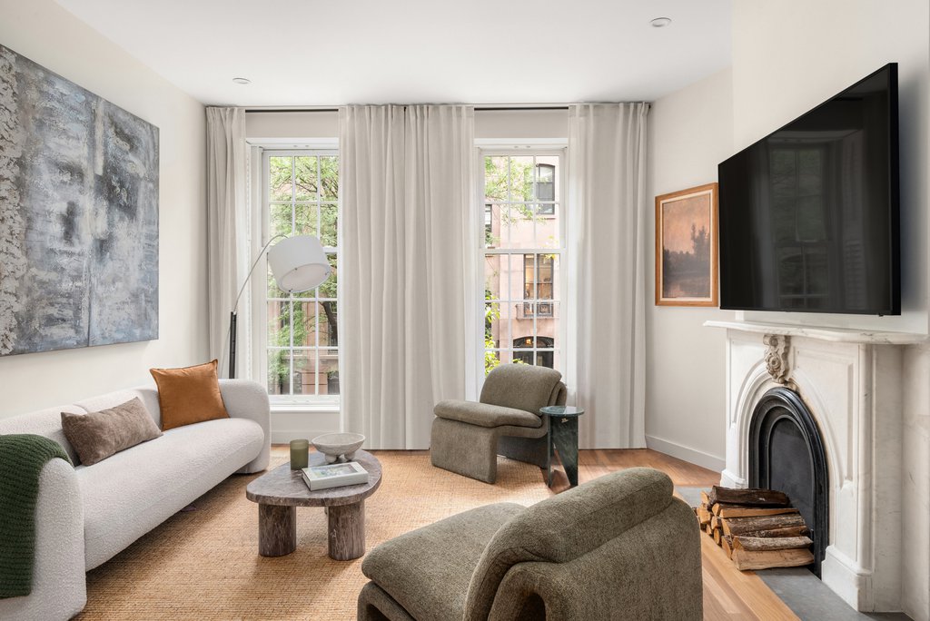 43 West 12th Street – For Rent photo 13