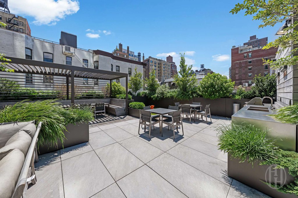 40 East 94th Street, Unit 4K photo 6