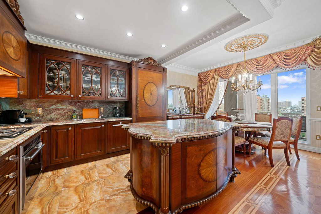 55 Oceana Drive East, Unit PH3C photo 6