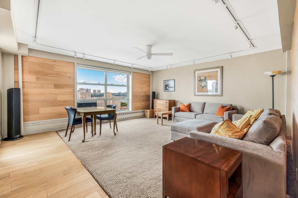 549 West 123rd Street, Unit 21H photo 3