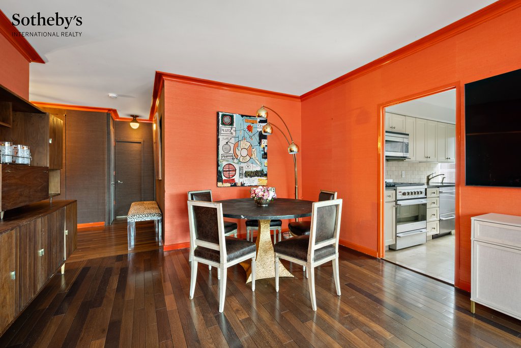 900 Park Avenue, Unit 14C photo 3