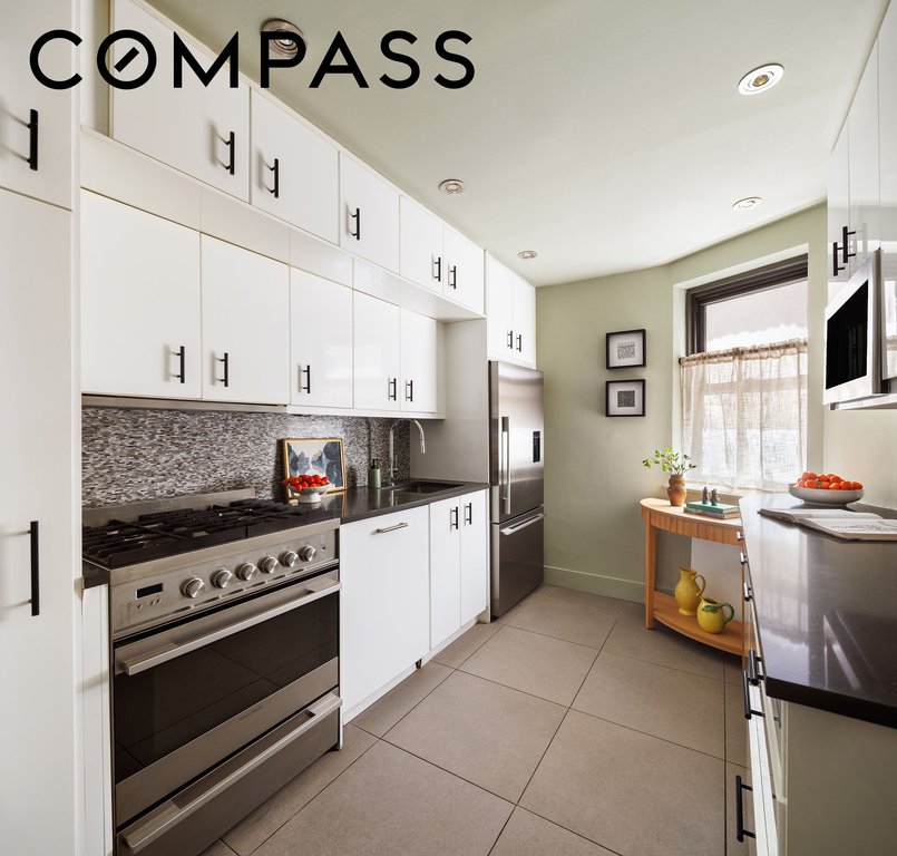 250 West 16th Street, Unit 3G photo 8