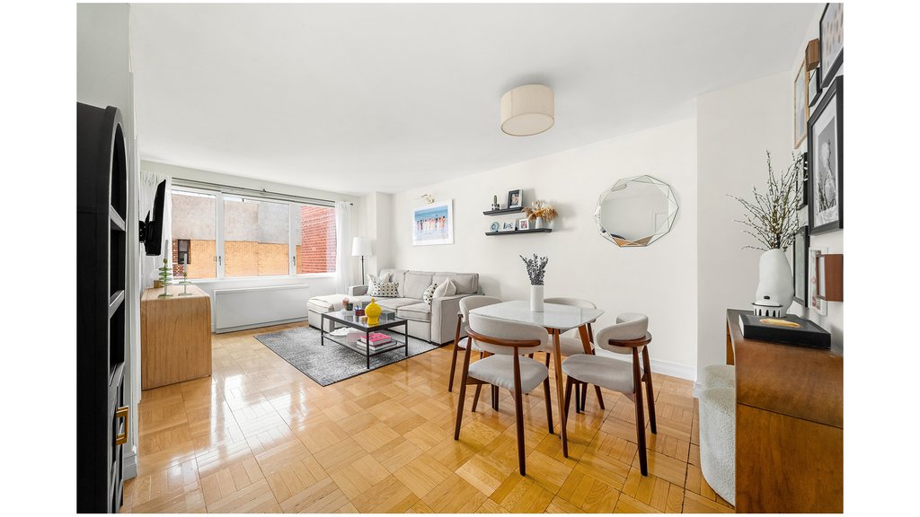 201 East 25th Street, Unit 6K photo 6