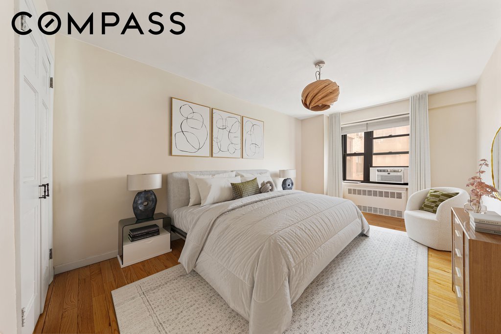 208 East Broadway, Unit J106 photo 4