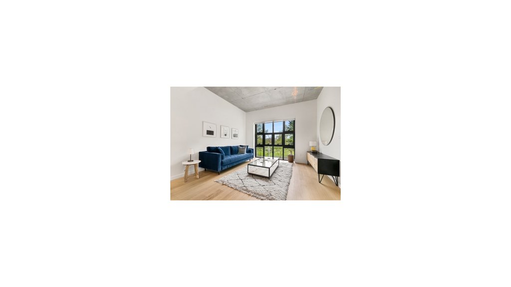 860 Lorimer Street, Unit 3G