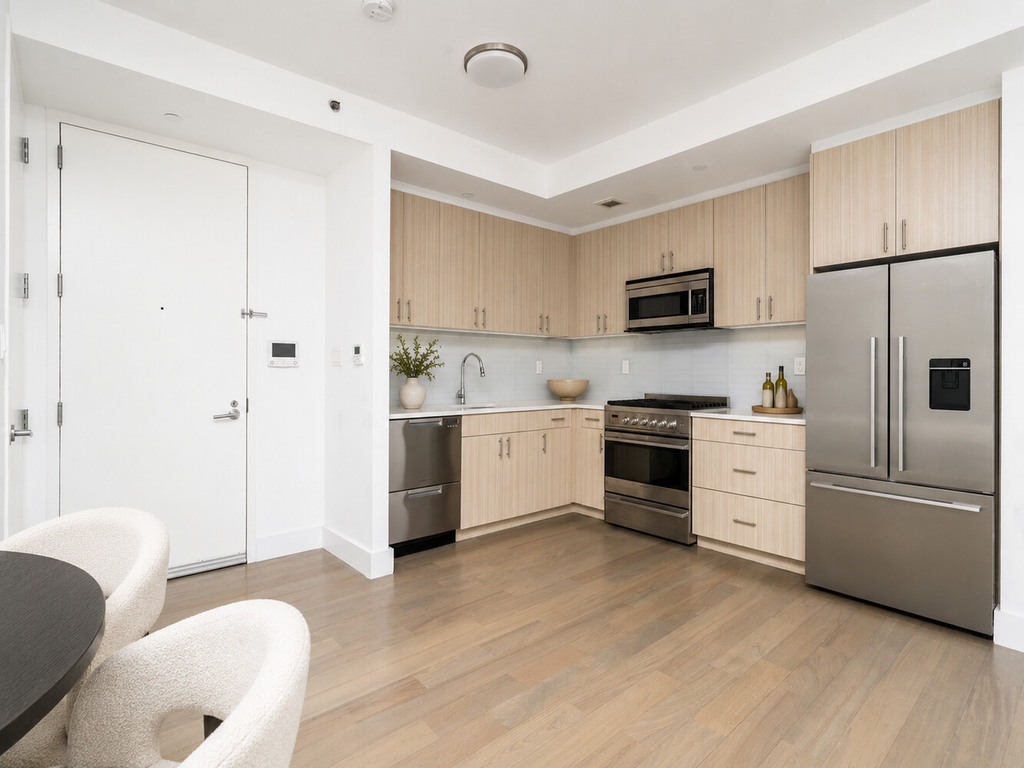 52 Convent Avenue, Unit 1B photo 3