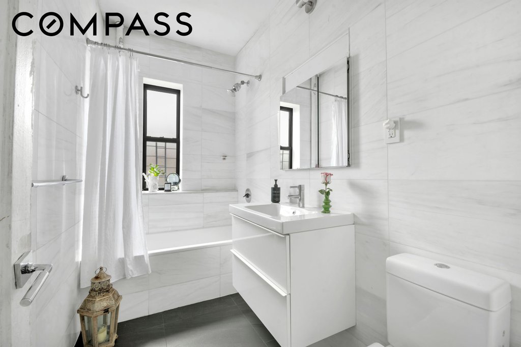 47 Fort Washington Avenue, Unit 61 photo 9