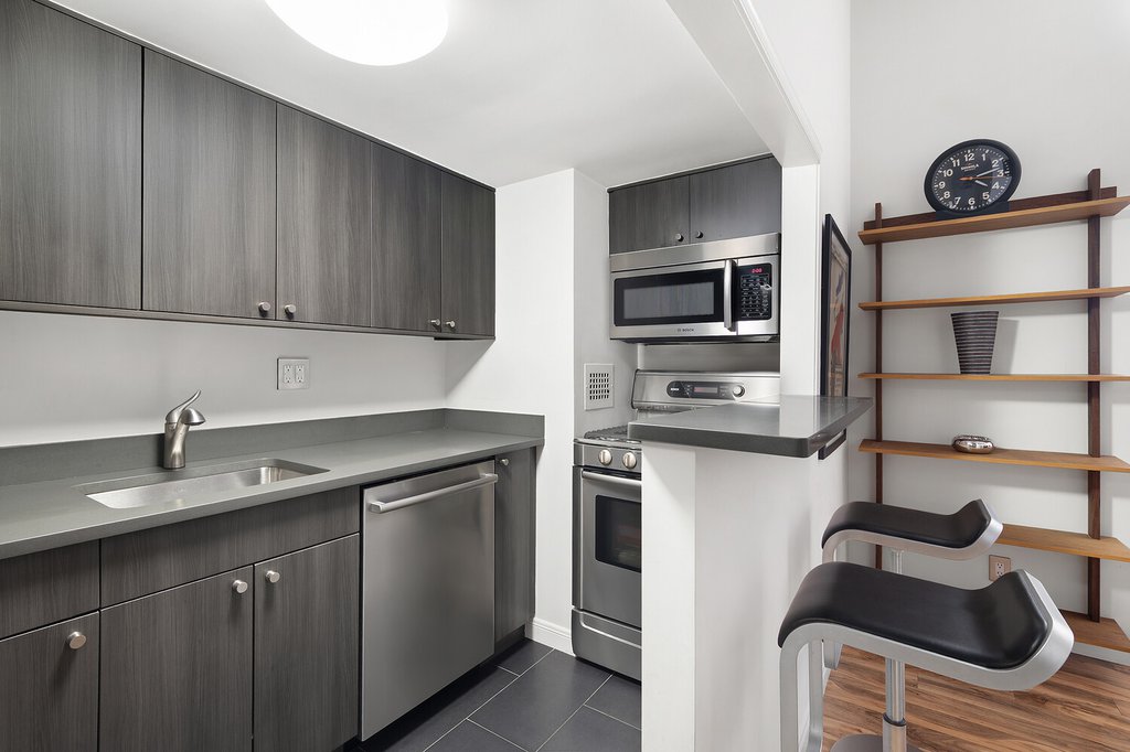 372 Fifth Avenue, Unit 7M photo 3