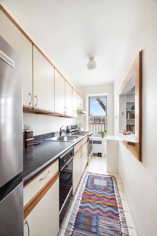 60 Plaza Street East, Unit 5M photo 6