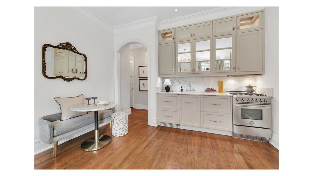 51 West 81st Street, Unit 3A photo 2