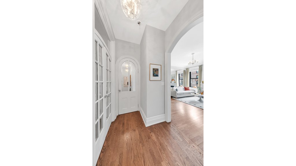 51 West 81st Street, Unit 3A photo 3