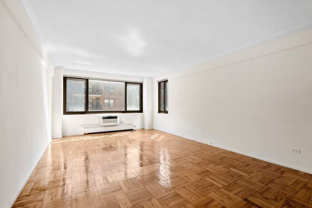 425 East 63rd Street, Unit E9G photo 3