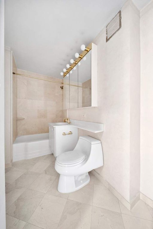 425 East 63rd Street, Unit E9G photo 6