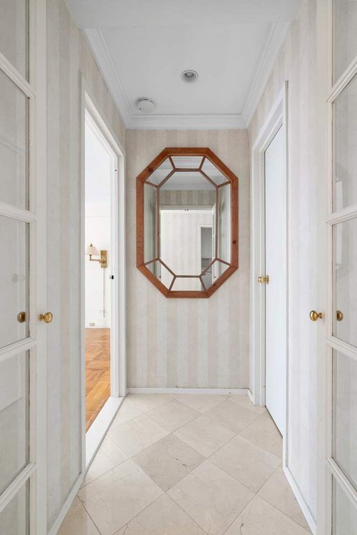 425 East 63rd Street, Unit E9G photo 7