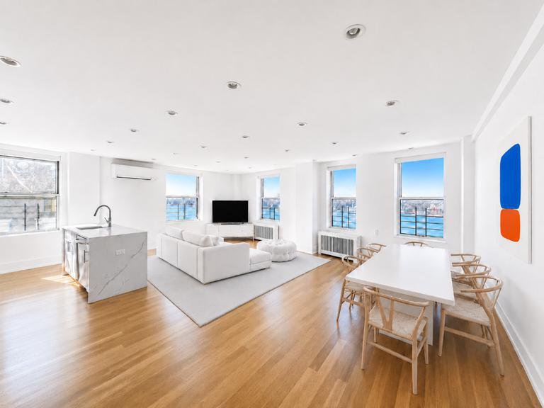 290 Riverside Drive, Unit 15B photo 3
