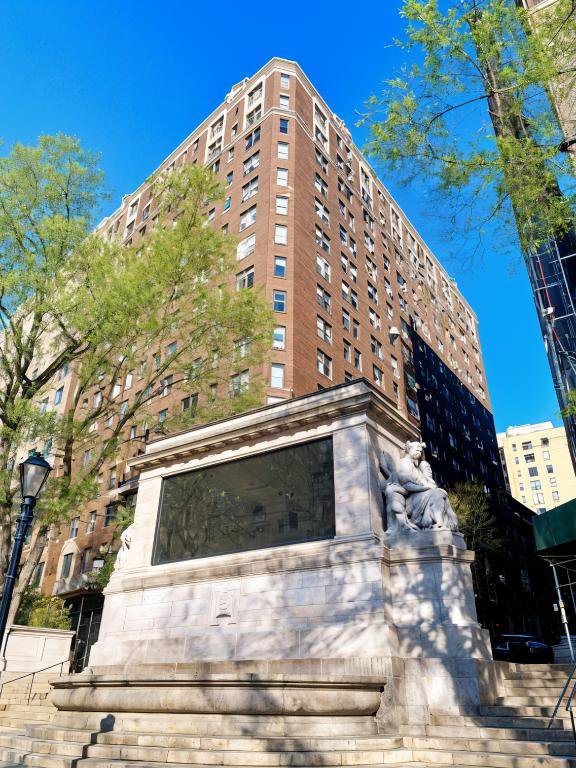 290 Riverside Drive, Unit 15B photo 12