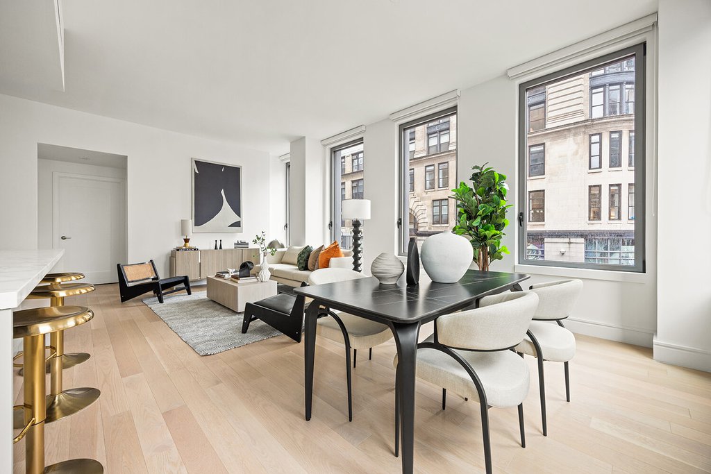 540 Sixth Avenue, Unit 2D photo 4