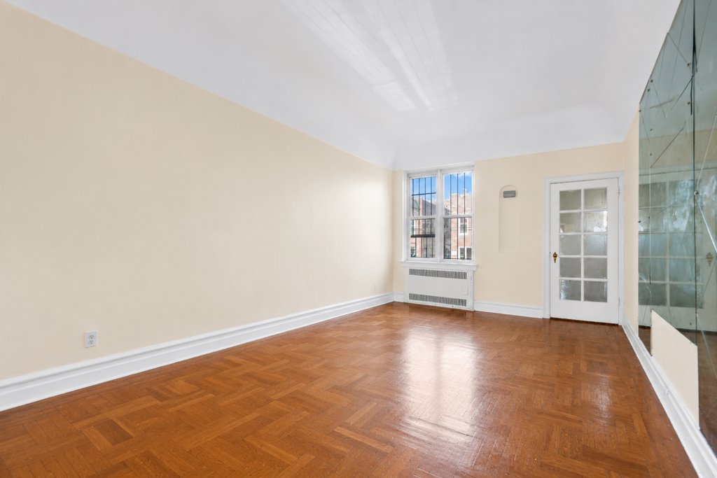 252 East 45th Street – For Sale photo 12