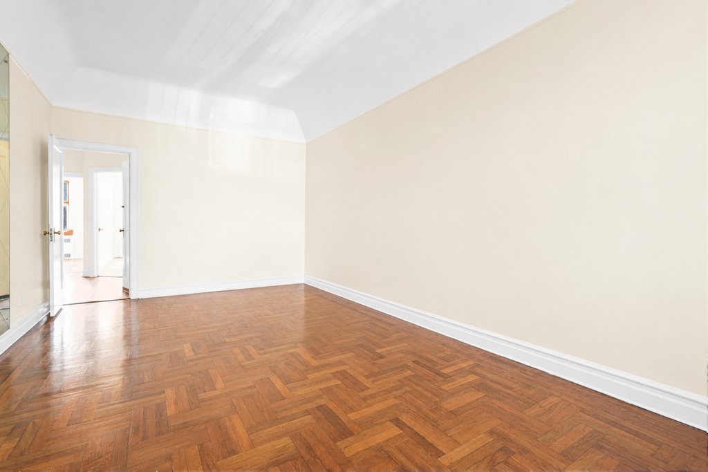 252 East 45th Street – For Sale photo 13