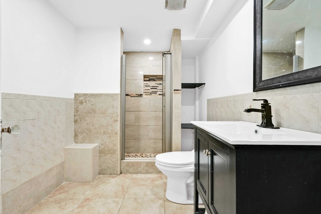 252 East 45th Street – For Sale photo 28