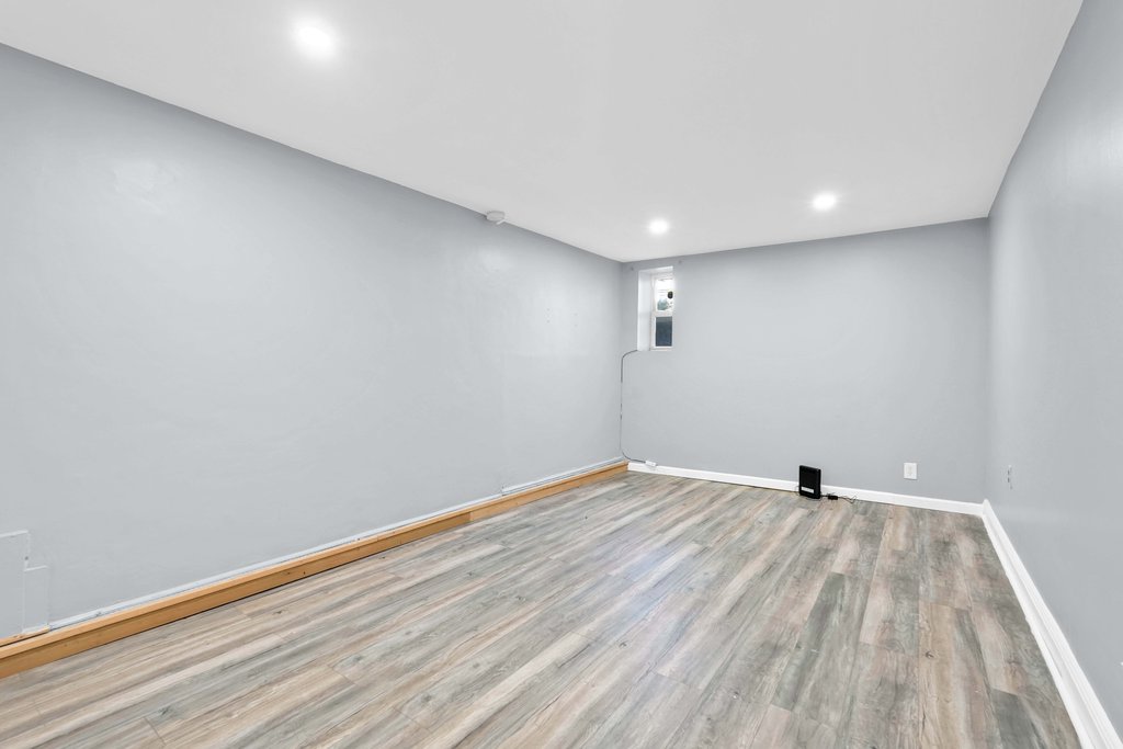 252 East 45th Street – For Sale photo 33