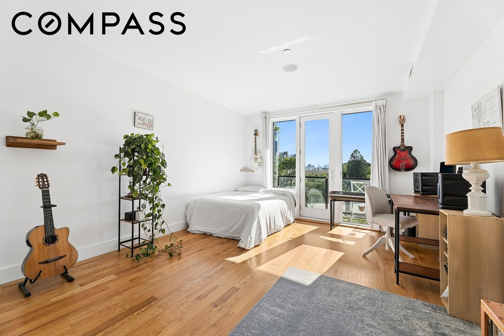1059 Manhattan Avenue, Unit 4C