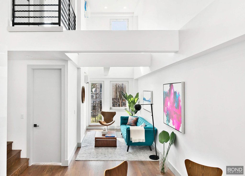 894 New York Avenue, Unit 3B photo 3