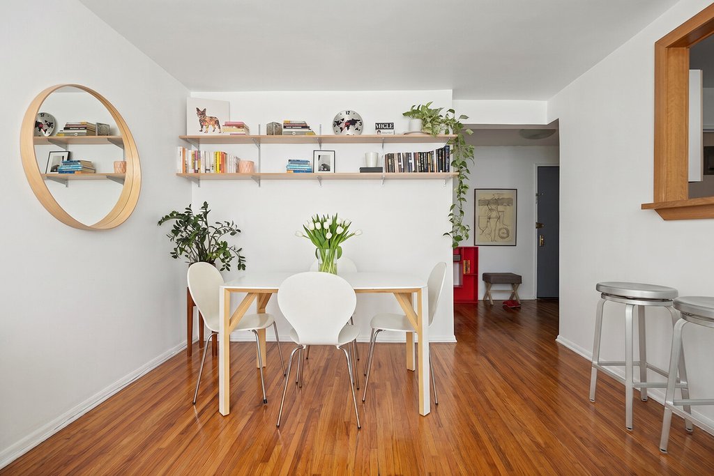 400 East 17th Street, Unit 512 photo 3
