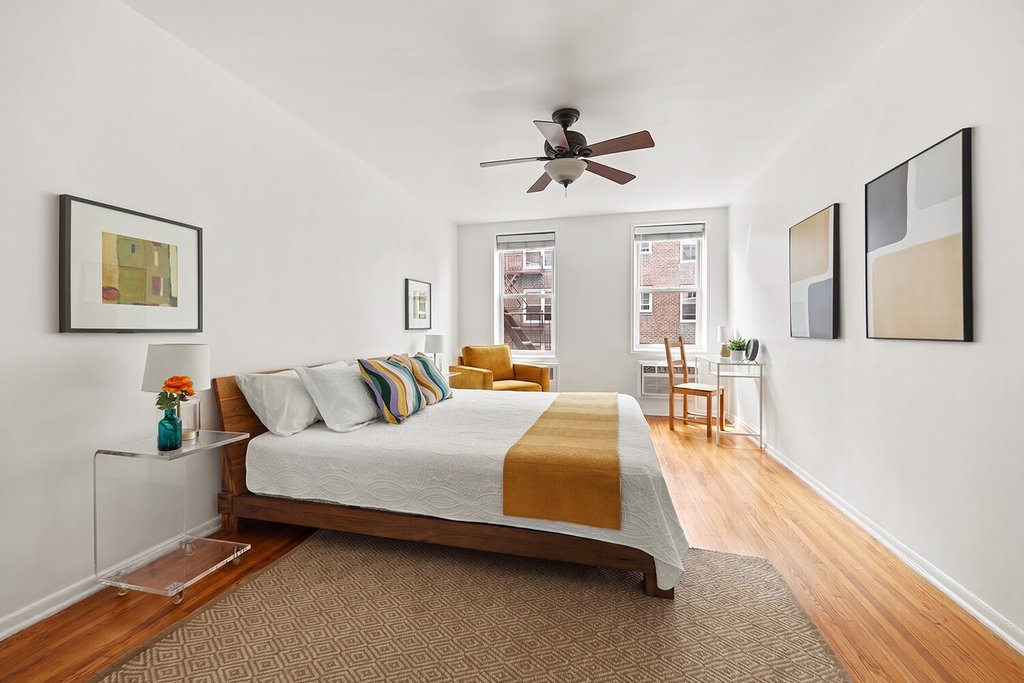 400 East 17th Street, Unit 512 photo 5