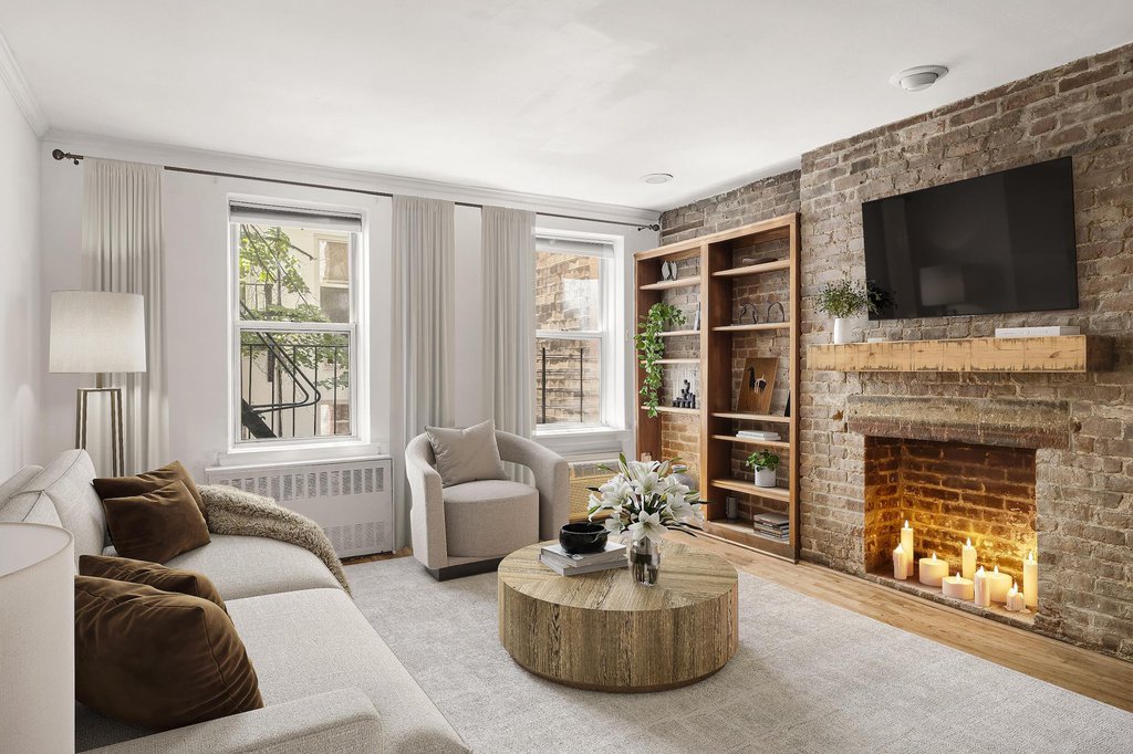 323 East 21st Street, Unit M4