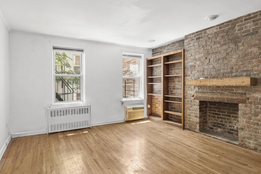 323 East 21st Street, Unit M4 photo 2