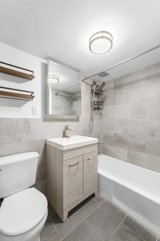 323 East 21st Street, Unit M4 photo 11