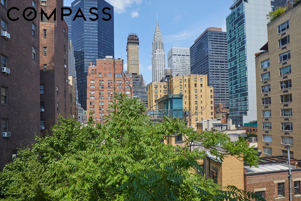 117 East 37th Street, Unit 8F photo 4