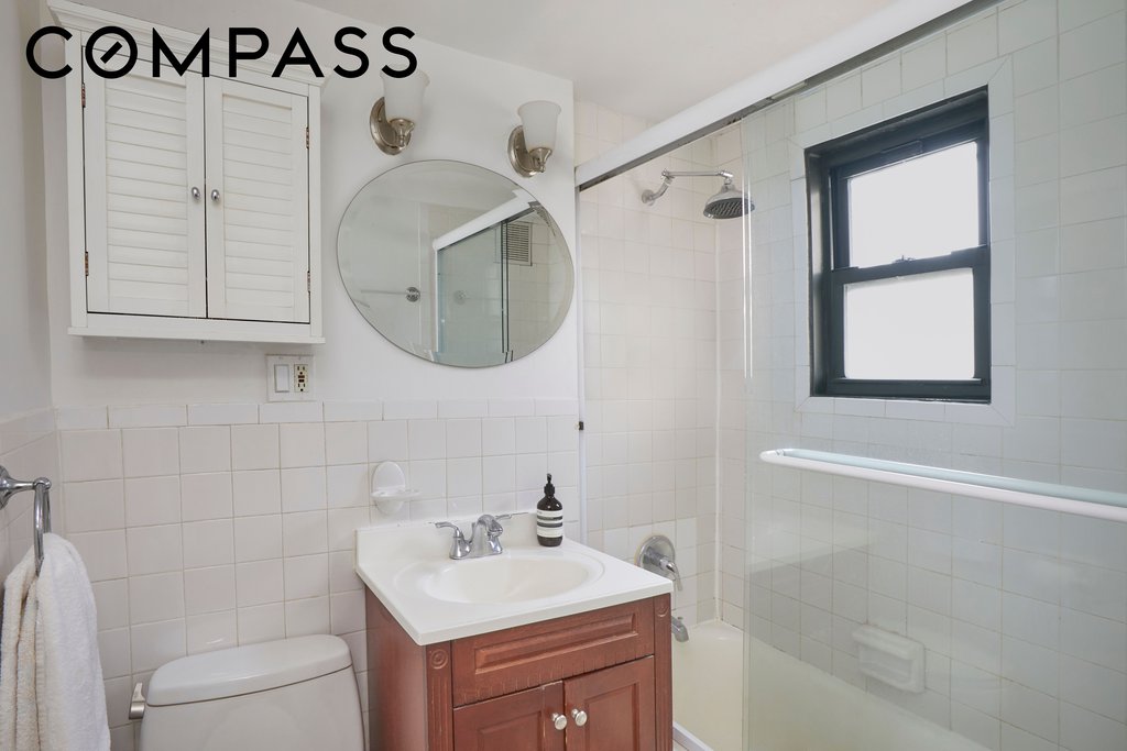 117 East 37th Street, Unit 8F photo 6