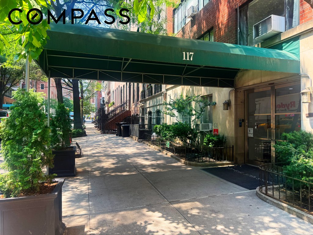 117 East 37th Street, Unit 8F photo 7