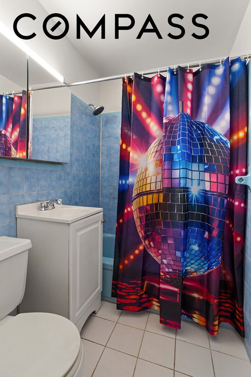 180 Thompson Street, Unit LE photo 5