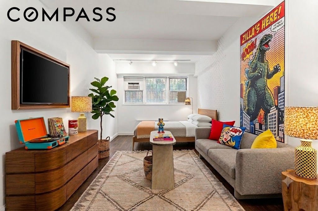 180 Thompson Street, Unit LE